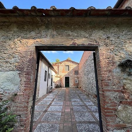 Borgo Al Canto Degli Alberi Lucca Exteriör bild